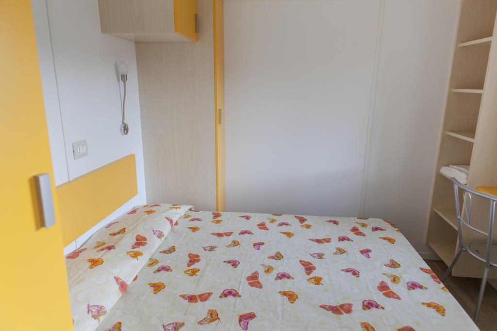 Camping Delfino Albenga Szoba fotó