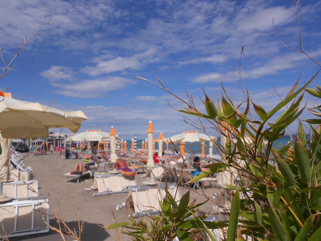 Camping Delfino Albenga Kültér fotó