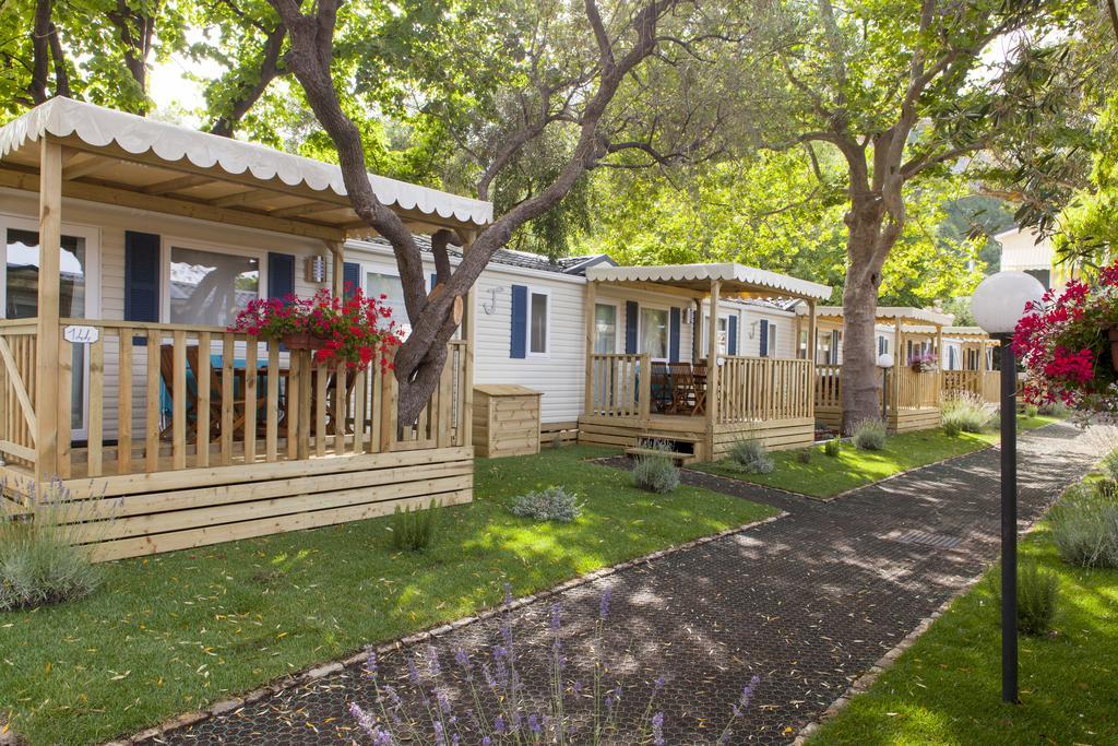Camping Delfino Albenga Szoba fotó